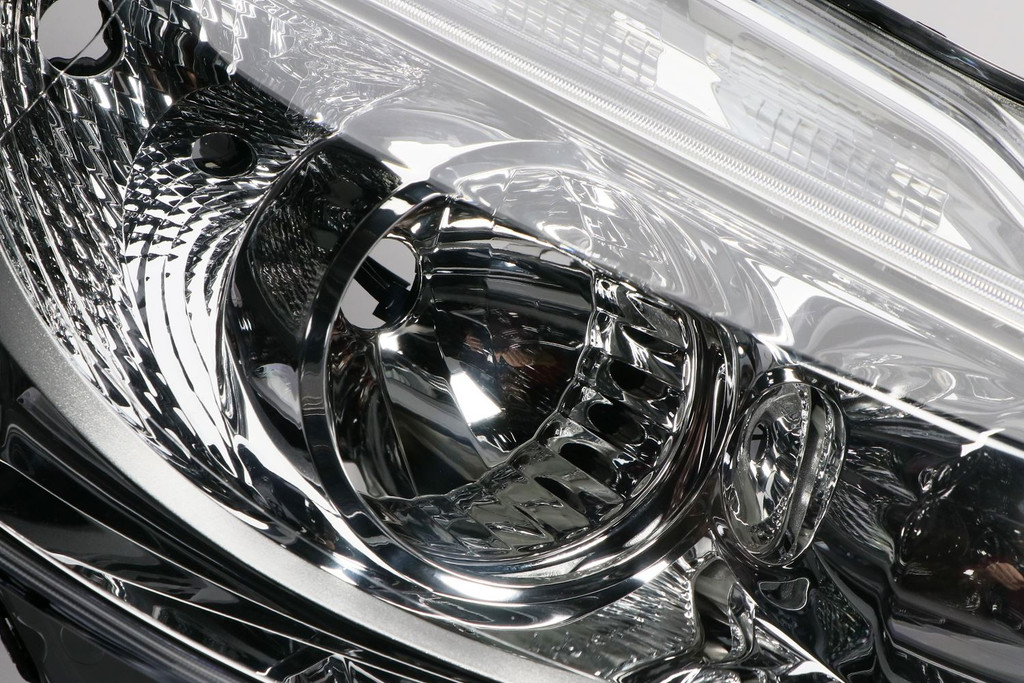 Headlight right LED DRL Peugeot 208 12-15