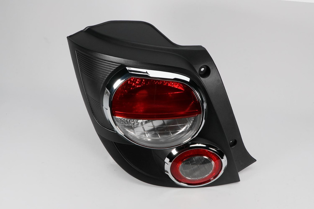 Rear light left Chevrolet Aveo 11-18