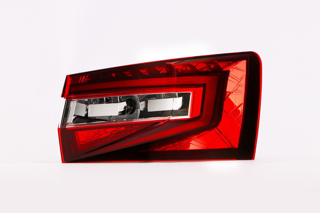 Rear light right LED Skoda Superb 15-19 Estate