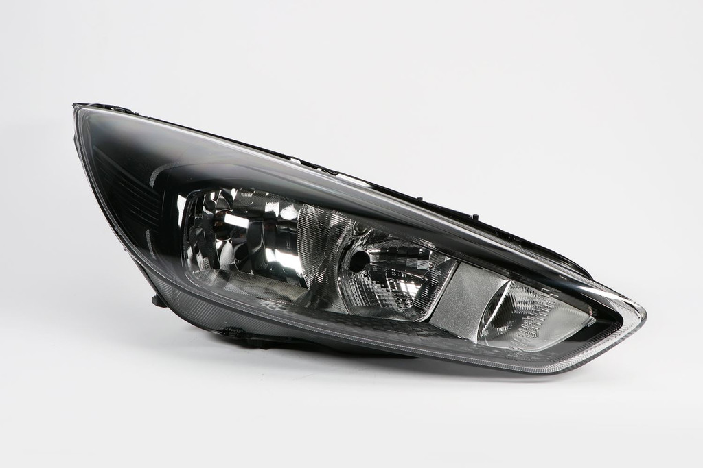 Headlight right black DRL Ford Focus 14-17