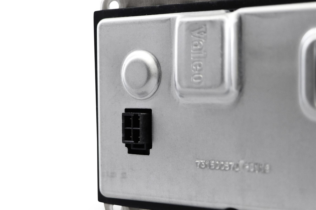 Xenon headlight control unit ballast Audi A4 03-04