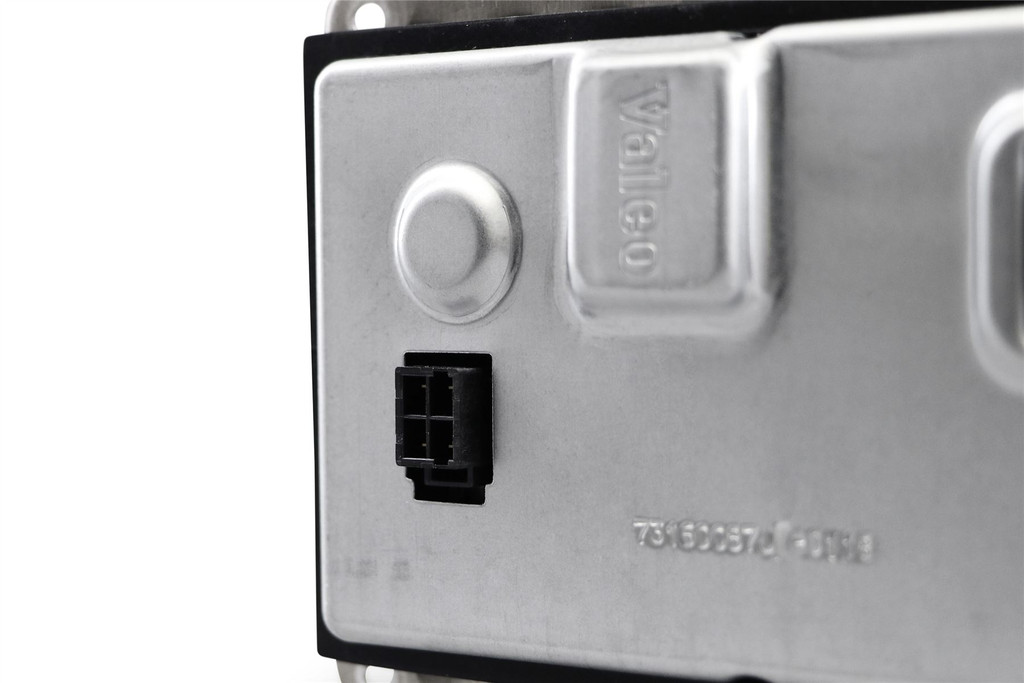 Xenon headlight control unit ballast VW Touareg 02-06