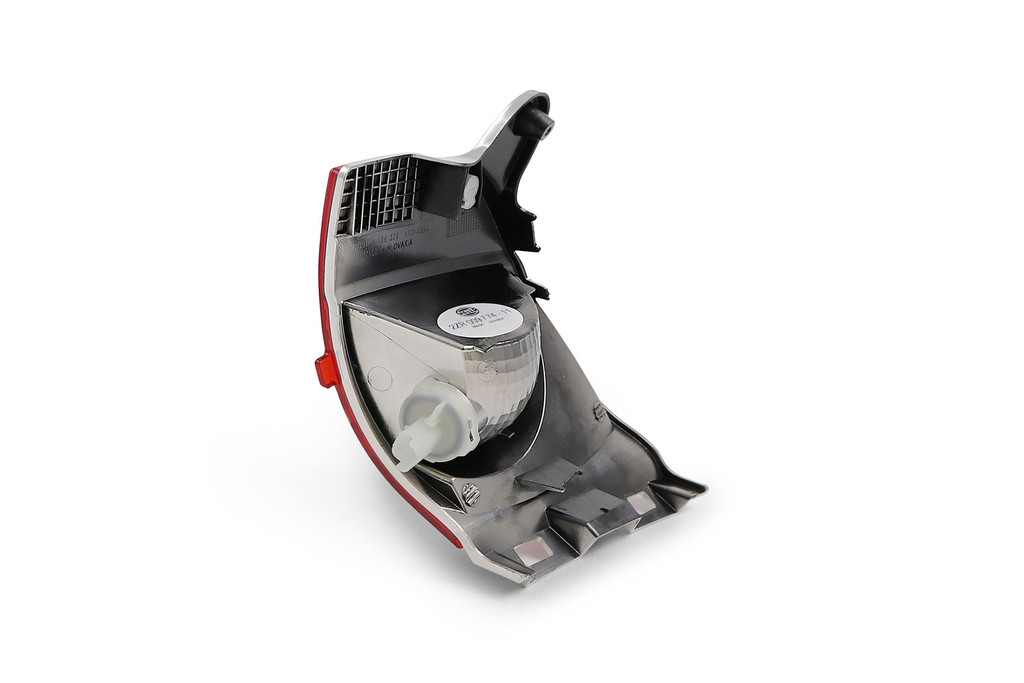 Rear bumper light left Peugeot 2008 14-