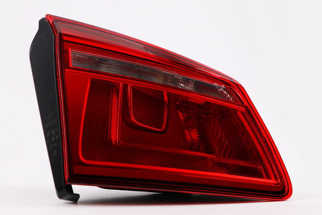 Rear light left inner VW Golf Sportsvan 14-17 Genuine