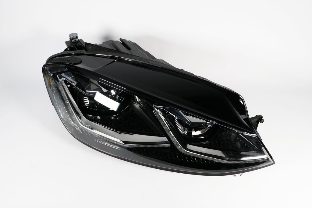 Headlight right LED AFS VW Golf MK7 17-