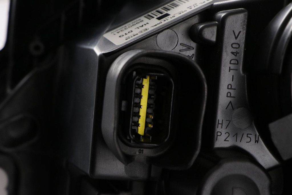 Headlight left Peugeot 3008 09-12