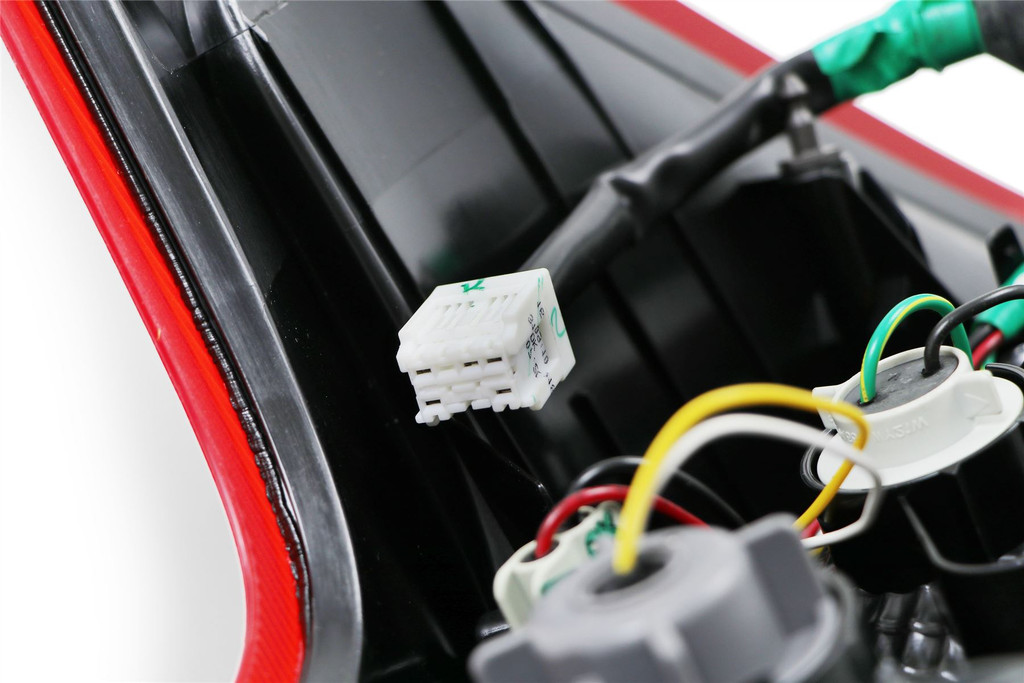 Rear light left LED Nissan Note 13-