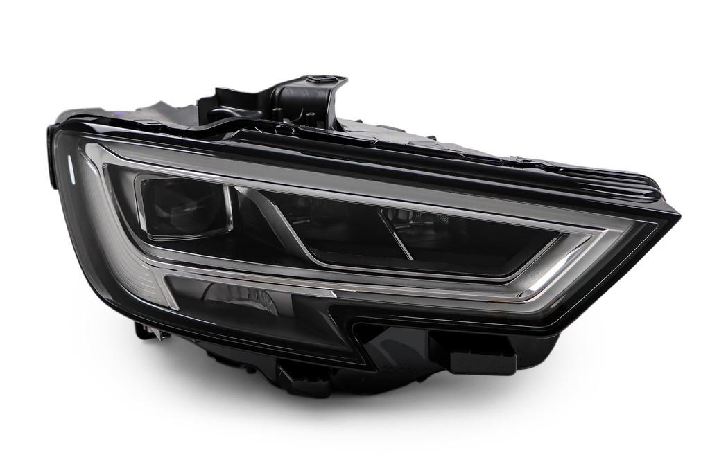 Headlight full LED right Audi A3 16-
