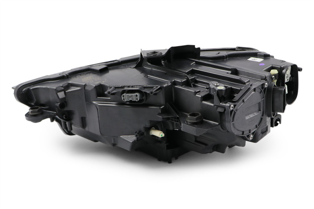 Headlight full LED right Audi A3 16-