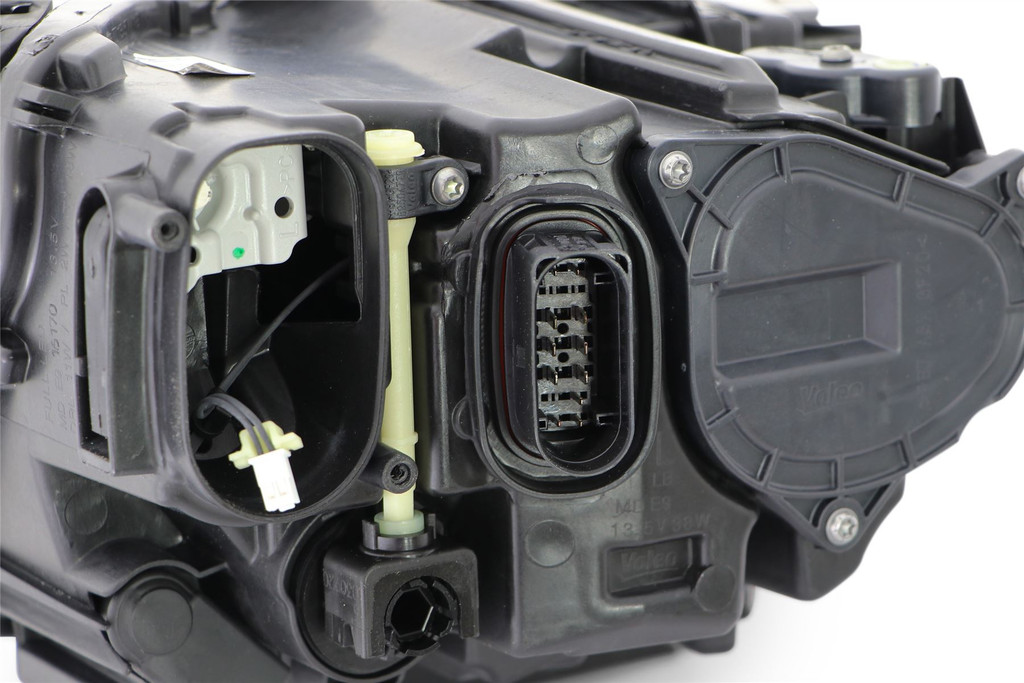 Headlight left full LED Matrix Audi A3 16-