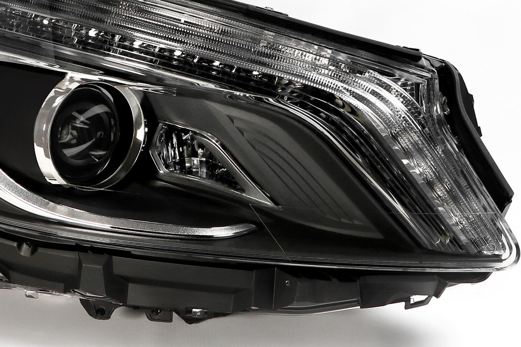 Headlight right Bi-xenon LED DRL AFS ILS Mercedes Benz A Class W176 12-15