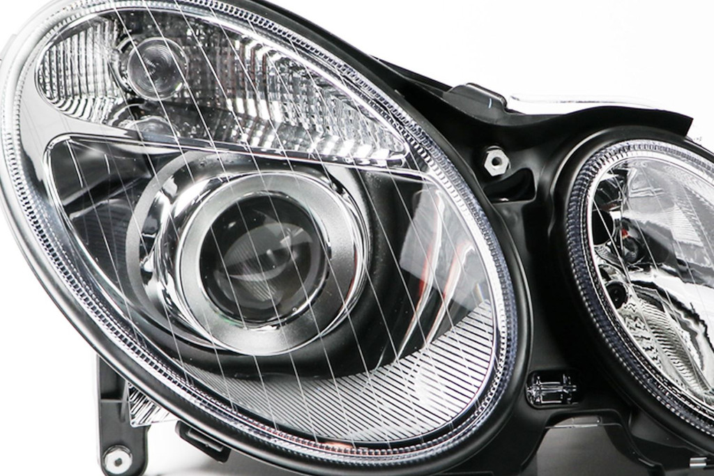 Headlight right Bi-xenon Mercedes-Benz E Class W211 03-06