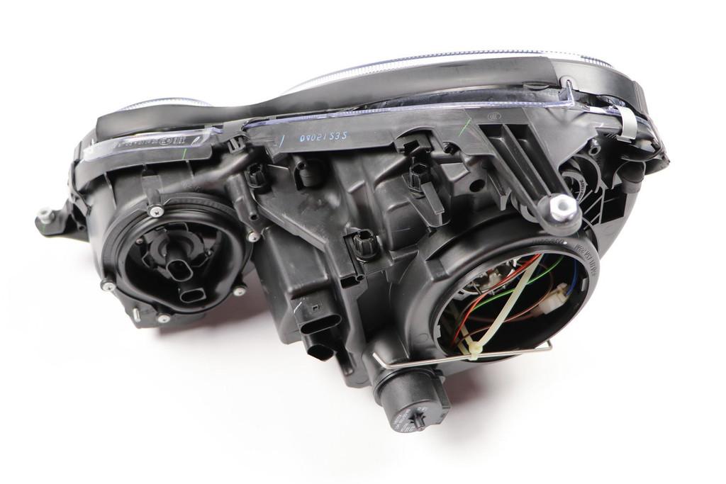 Headlight right Bi-xenon Mercedes-Benz E Class W211 03-06