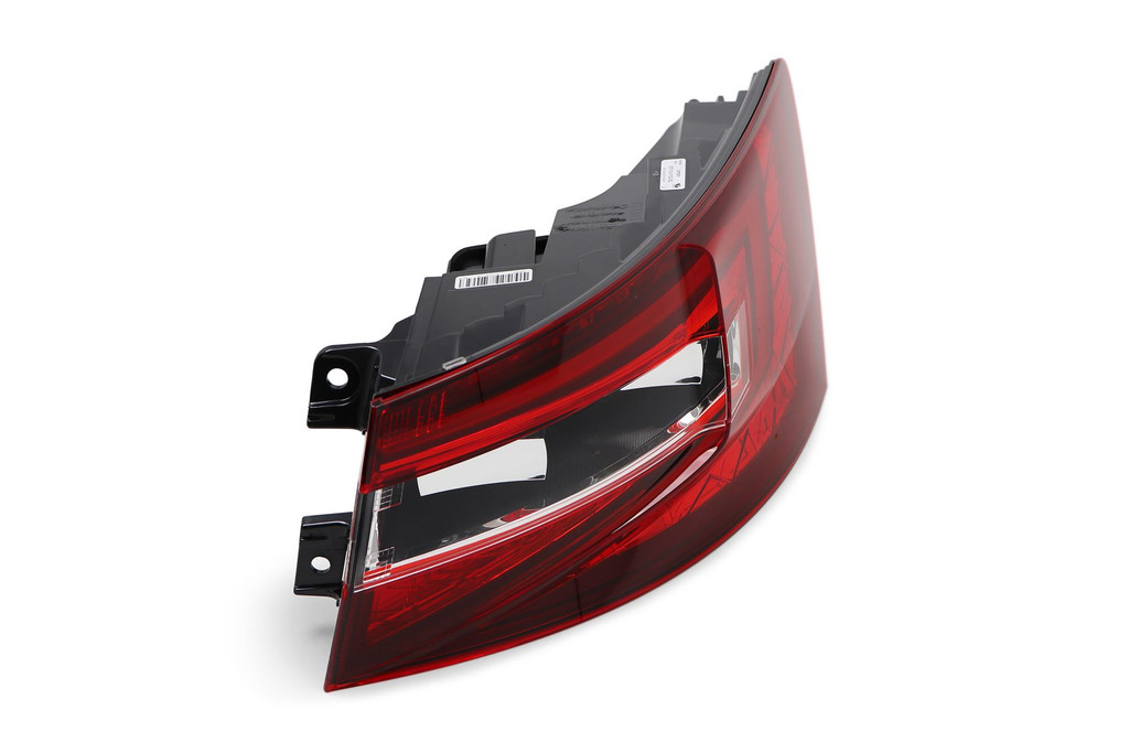 Rear light right LED Skoda Superb 15-19 Hatchback