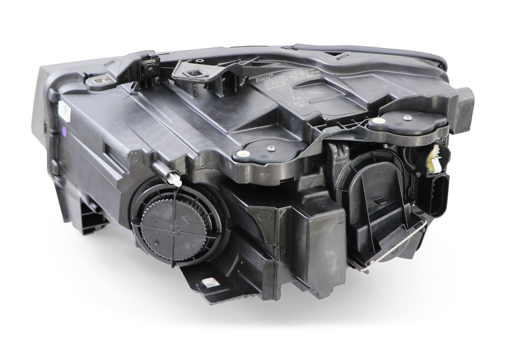 Headlight right Audi Q2 16-