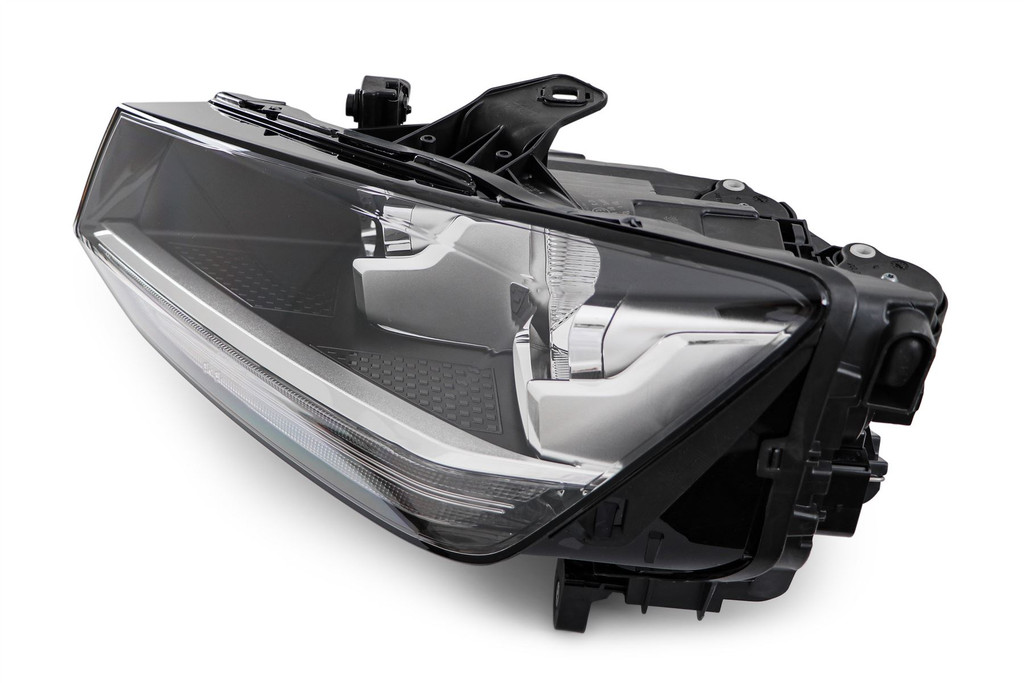 Headlight left Audi Q2 16-