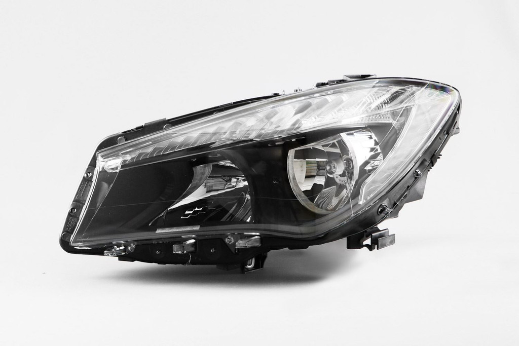 Headlight left Mercedes-Benz CLA C117 13-16