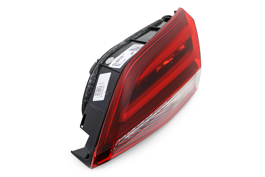 Rear light right inner LED Vauxhall Astra K Estate 16-