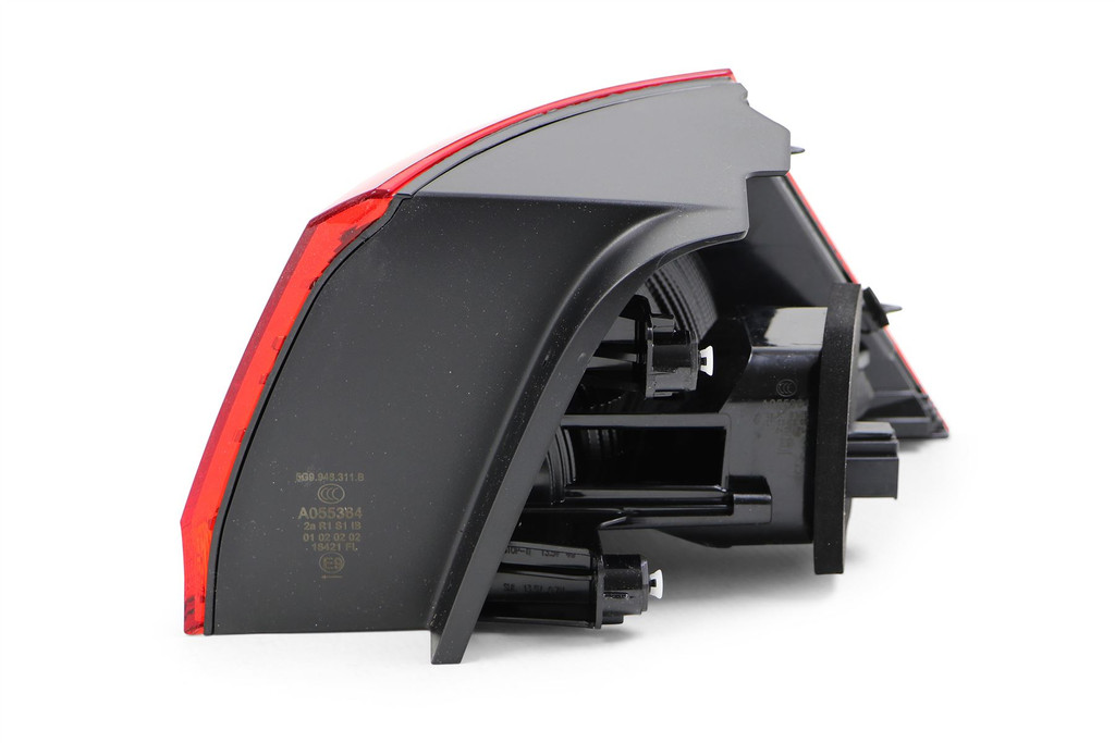 Rear light left outer dark red LED VW Golf MK7 17- Estate