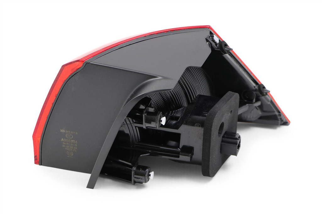 Rear light left outer dark red LED VW Golf MK7 17- Estate