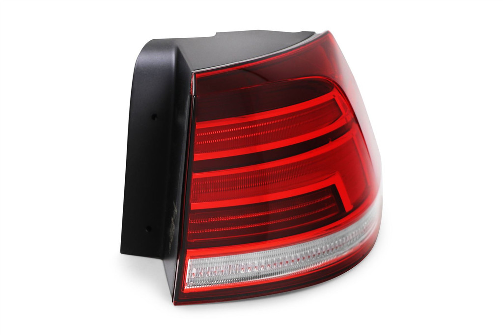 Rear light right outer dark red LED VW Golf MK7 17- Estate