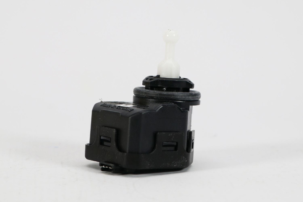 Headlight leveling motor Audi  A2 A4