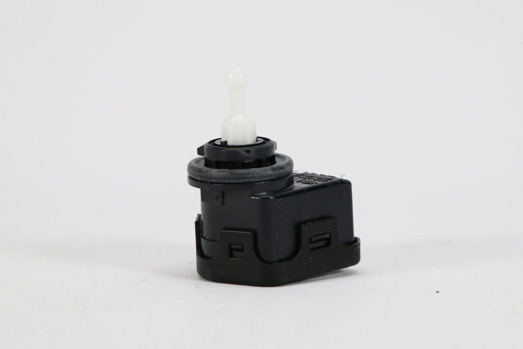 Headlight leveling motor Audi  A2 A4