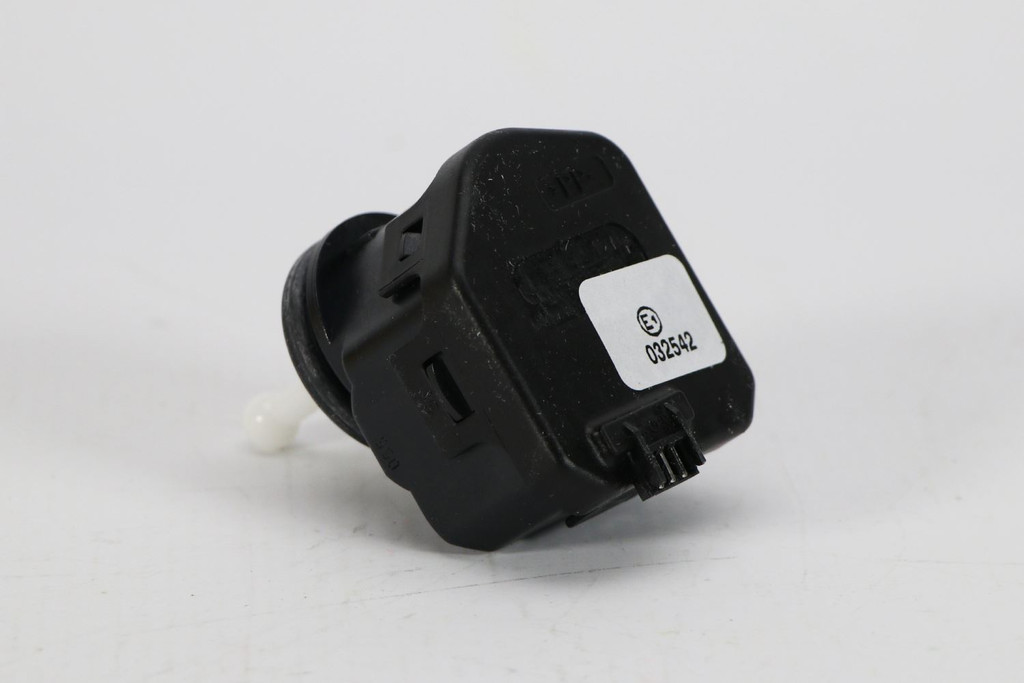 Headlight leveling motor Audi  A2 A4