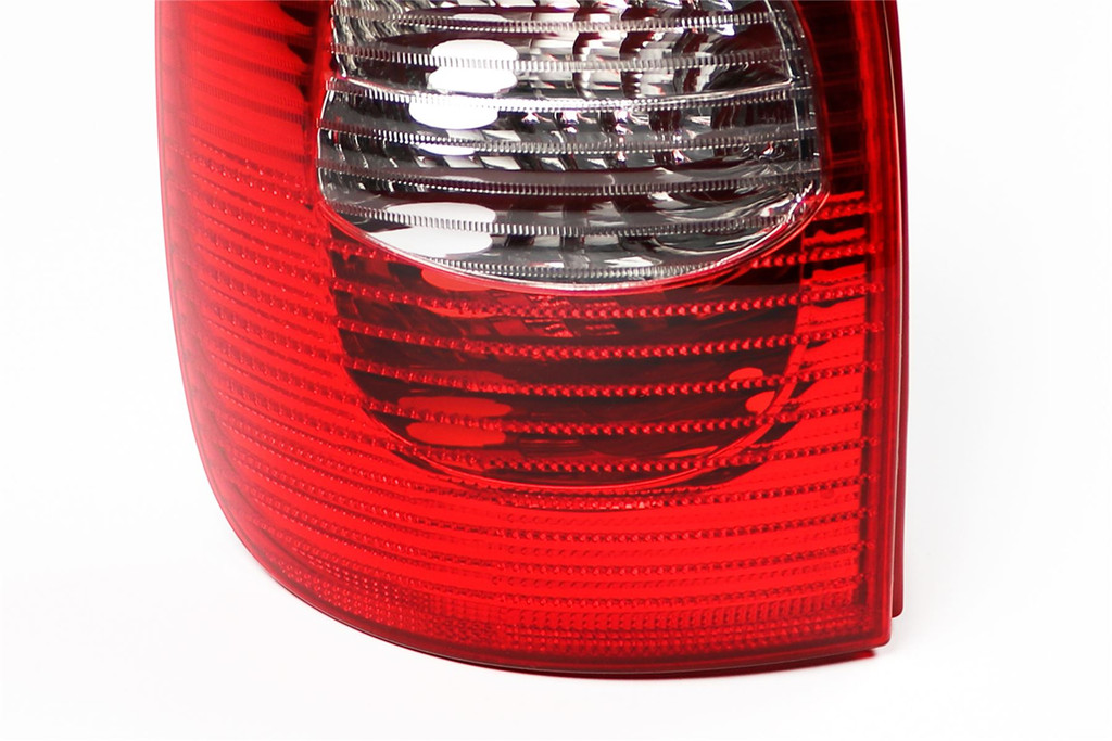 Rear light left Citroen Xsara Picasso 04-10