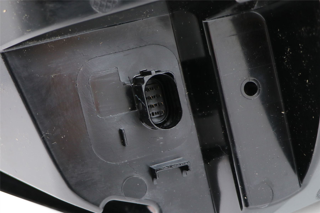 Rear light left LED with dynamic indicator Audi Q2 16-