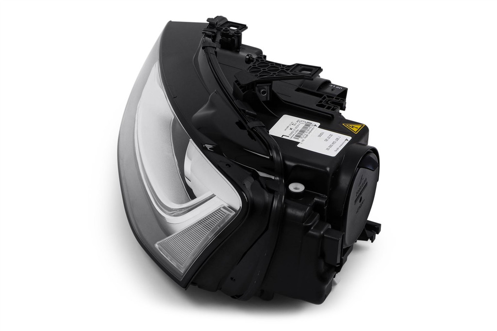 Headlight left Bi-Xenon with LED DRL Audi A4 B8 12-15