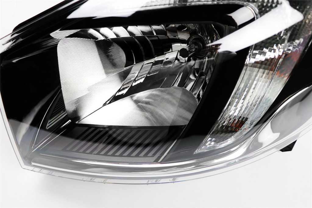 Headlight left LED DRL Vauxhall Vivaro 14-