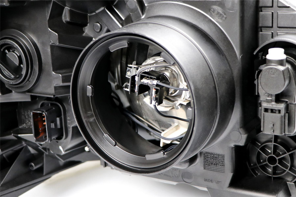 Headlight left LED DRL Vauxhall Vivaro 14-