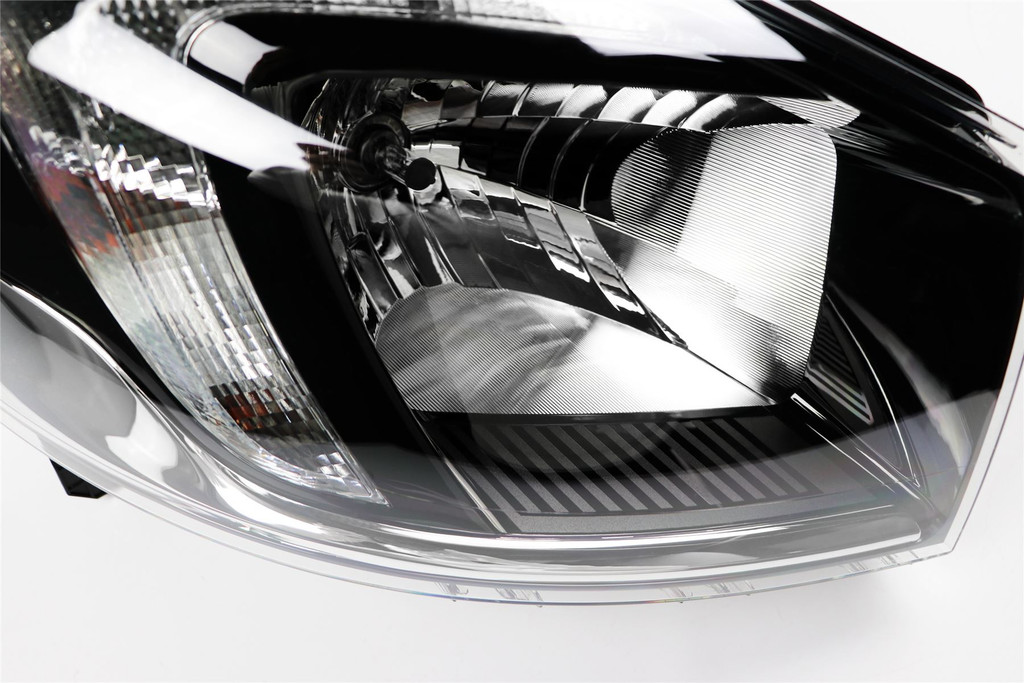 Headlight right LED DRL Vauxhall Vivaro 14-