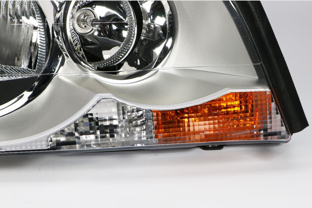 Headlight right xenon Volvo XC90 02-07