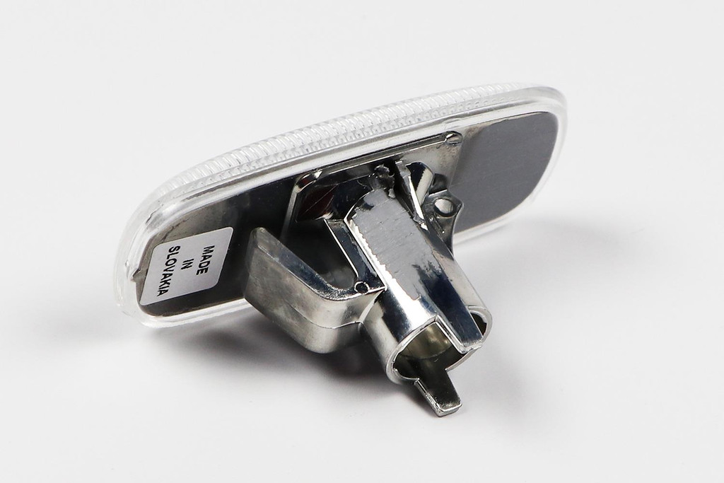 Side indicator clear Audi A8 99-02