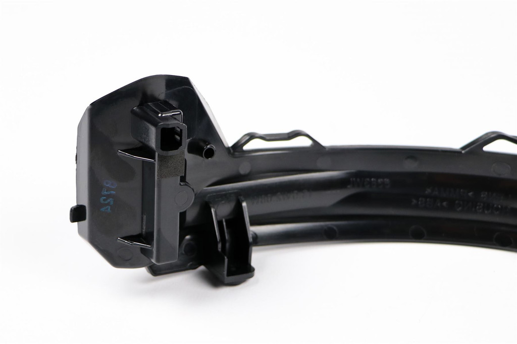 Mirror indicator right LED VW Tiguan 16-