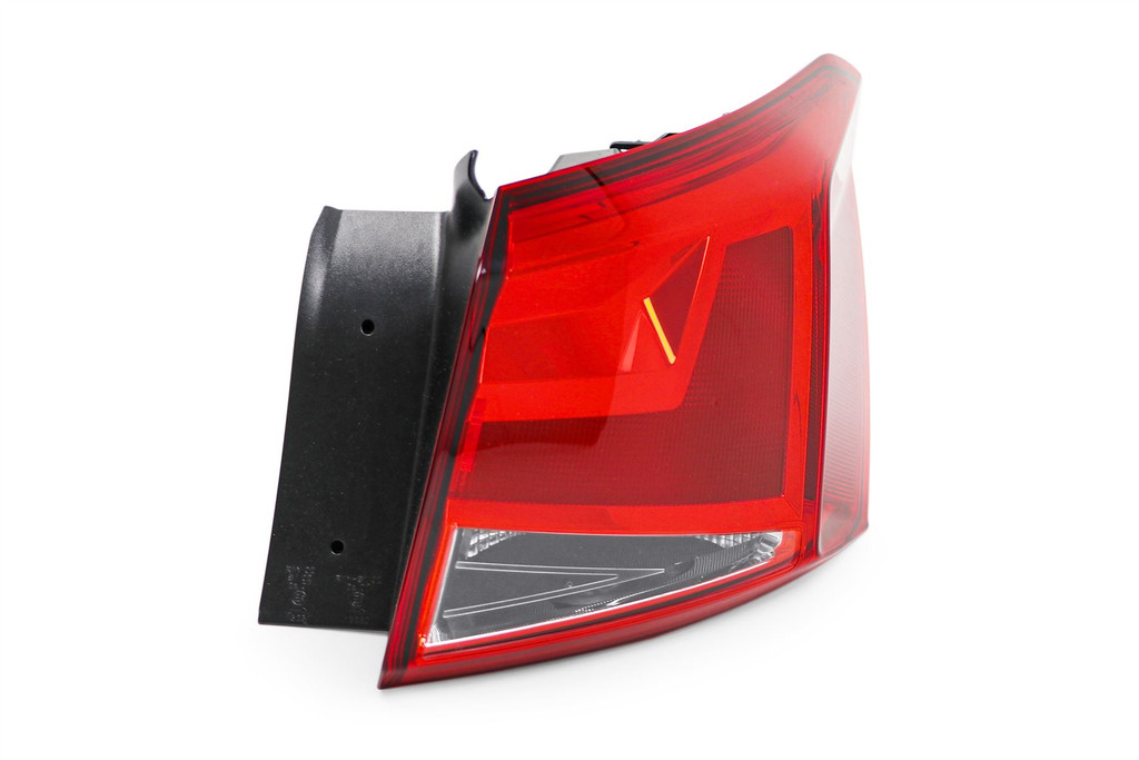 Rear light right Seat Arona 17-