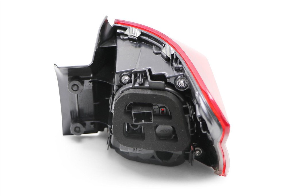 Rear light left Seat Arona 17-