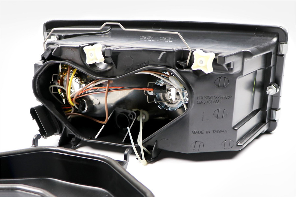 Headlight left Iveco Daily 00-06