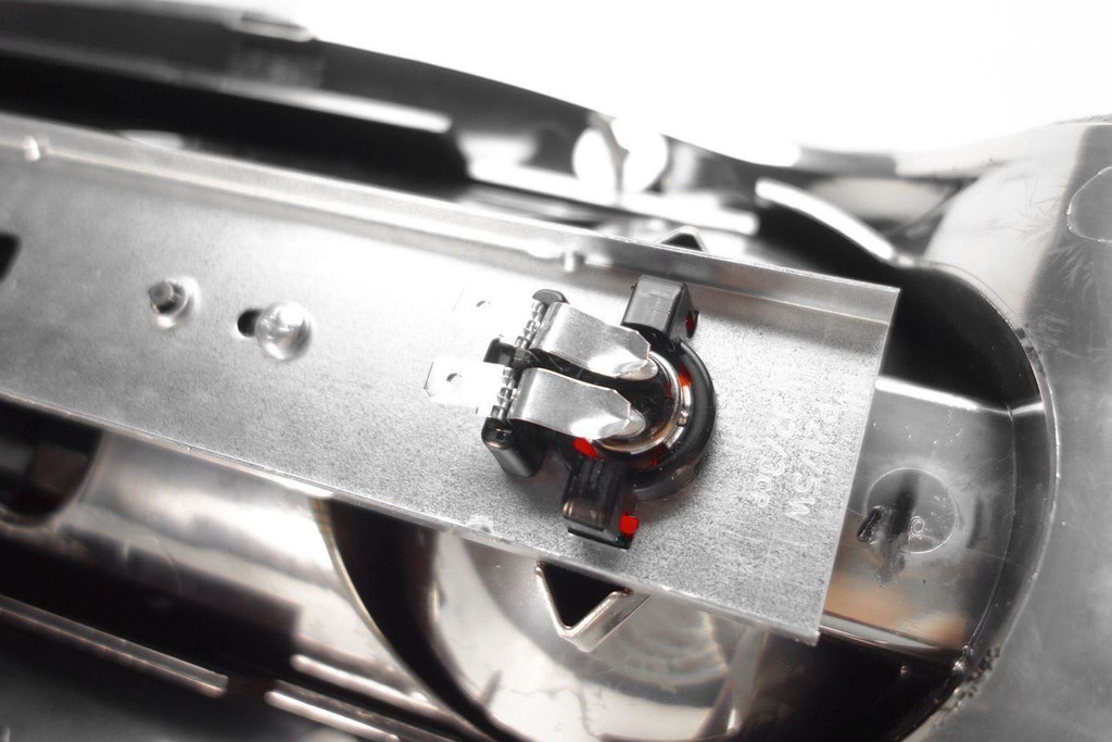 Rear light right Hella Caraluna II with fog round reflector Suntor motorhome