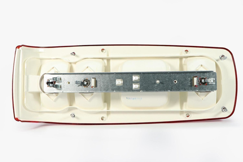 Rear light left with reverse square reflector Caraluna 1 Fleetwood Motorhome