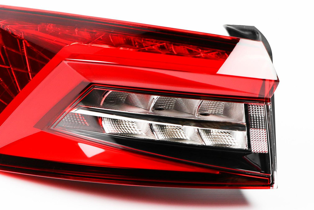 Rear light left outer full LED Skoda Kodiaq 17-