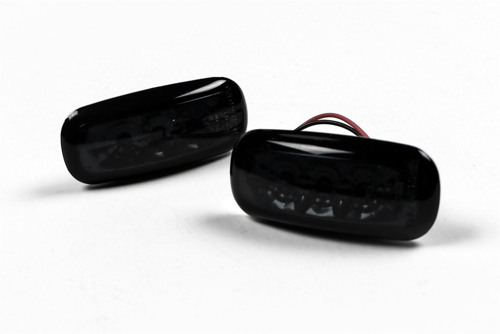 Side indicator set LED black Audi A8 99-02