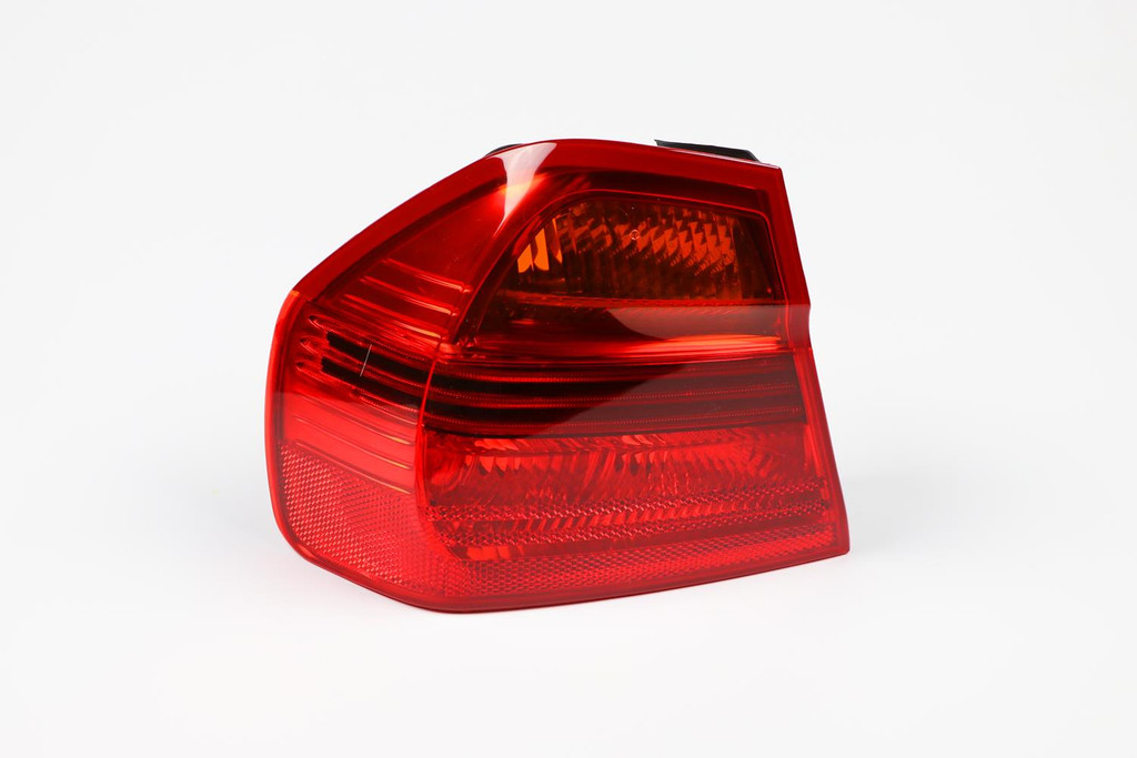 Rear light left BMW 3 Series E90 05-08 Saloon