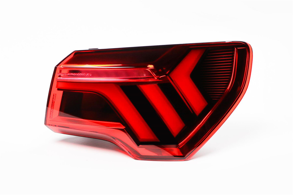 Rear light right outer LED with dynamic indicator Audi Q3 19-