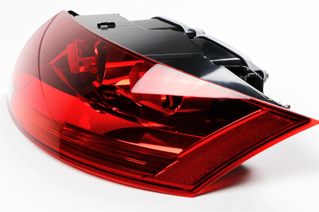 Rear light right dark red Audi TT 06-14