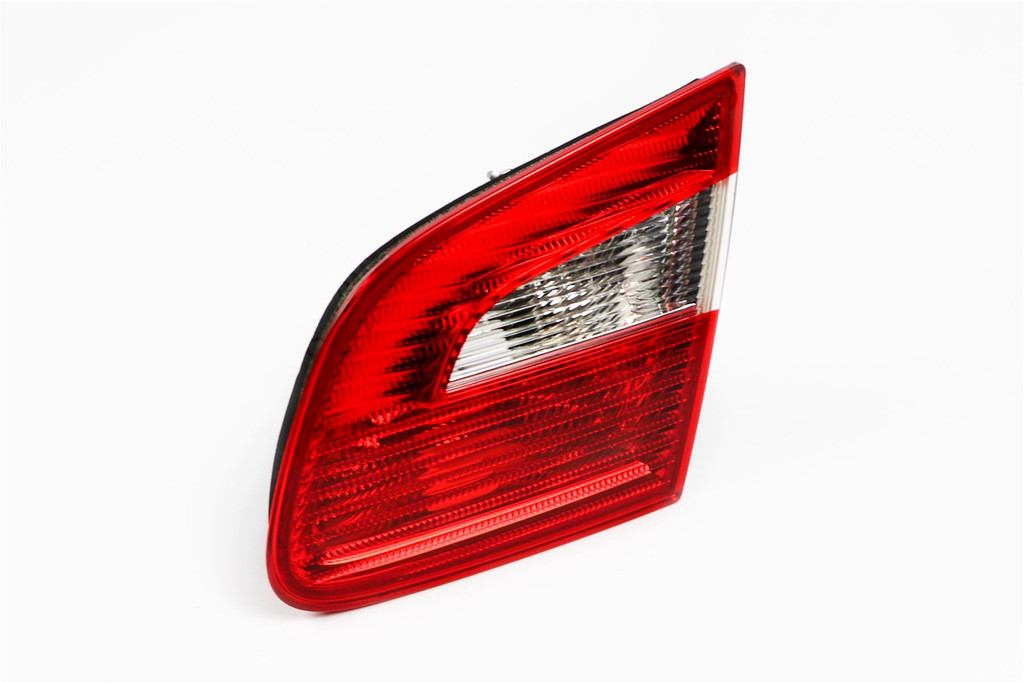 Rear light right inner Skoda Superb 08-13