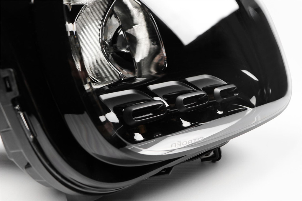 Headlight right Citroen C3 Aircross 18-