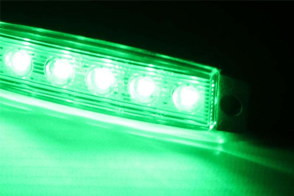 LED green universal side marker light